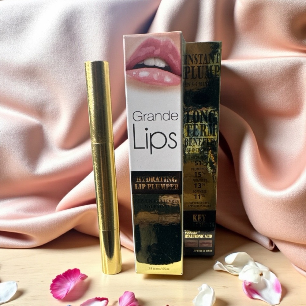 Grande Lips Hydrating Lip Plumper - CLEAR - new in box. Retails $27.00